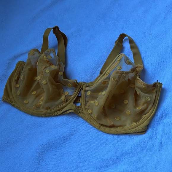 Yellow sheer polka dot bra 34I - Picture 3 of 6
